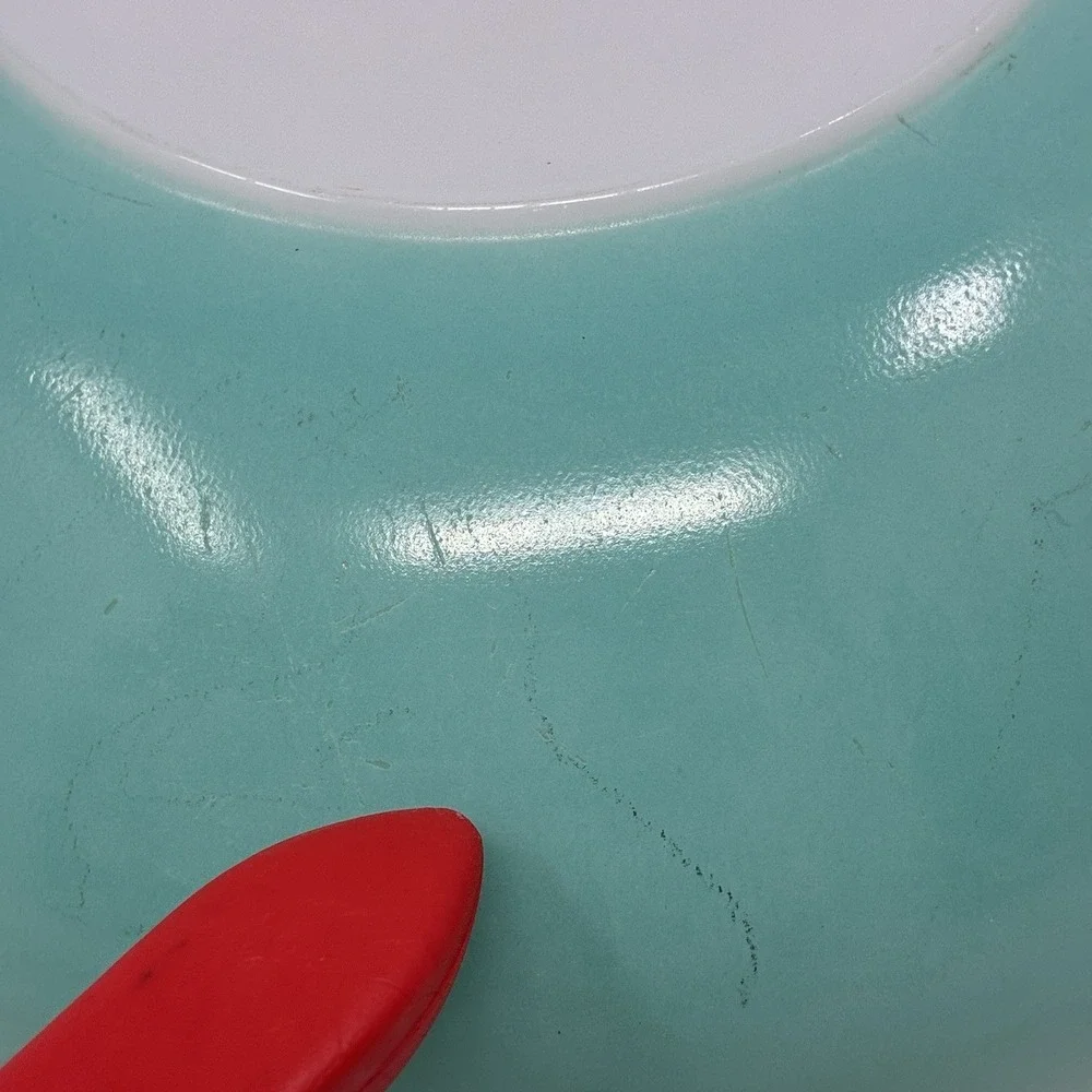 Vintage PYREX 024 Turquoise Glass Casserole Dish w Lid 2 QT Robins Egg Blue